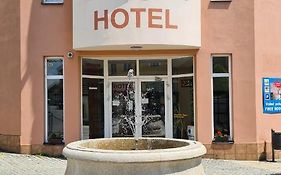Hotel Pangea